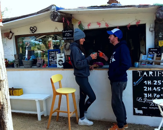 "Cheval en Camargue lors d'une balade La Cavale"